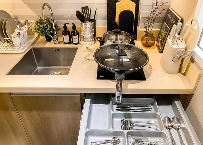 펜션 Exquisite Modern 1br - Ultra Fast Wifi - Bts Thong Lo 방콕