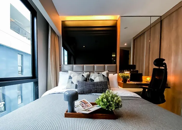 Exquisite Modern 1br - Ultra Fast Wifi - Bts Thong Lo 펜션 방콕
